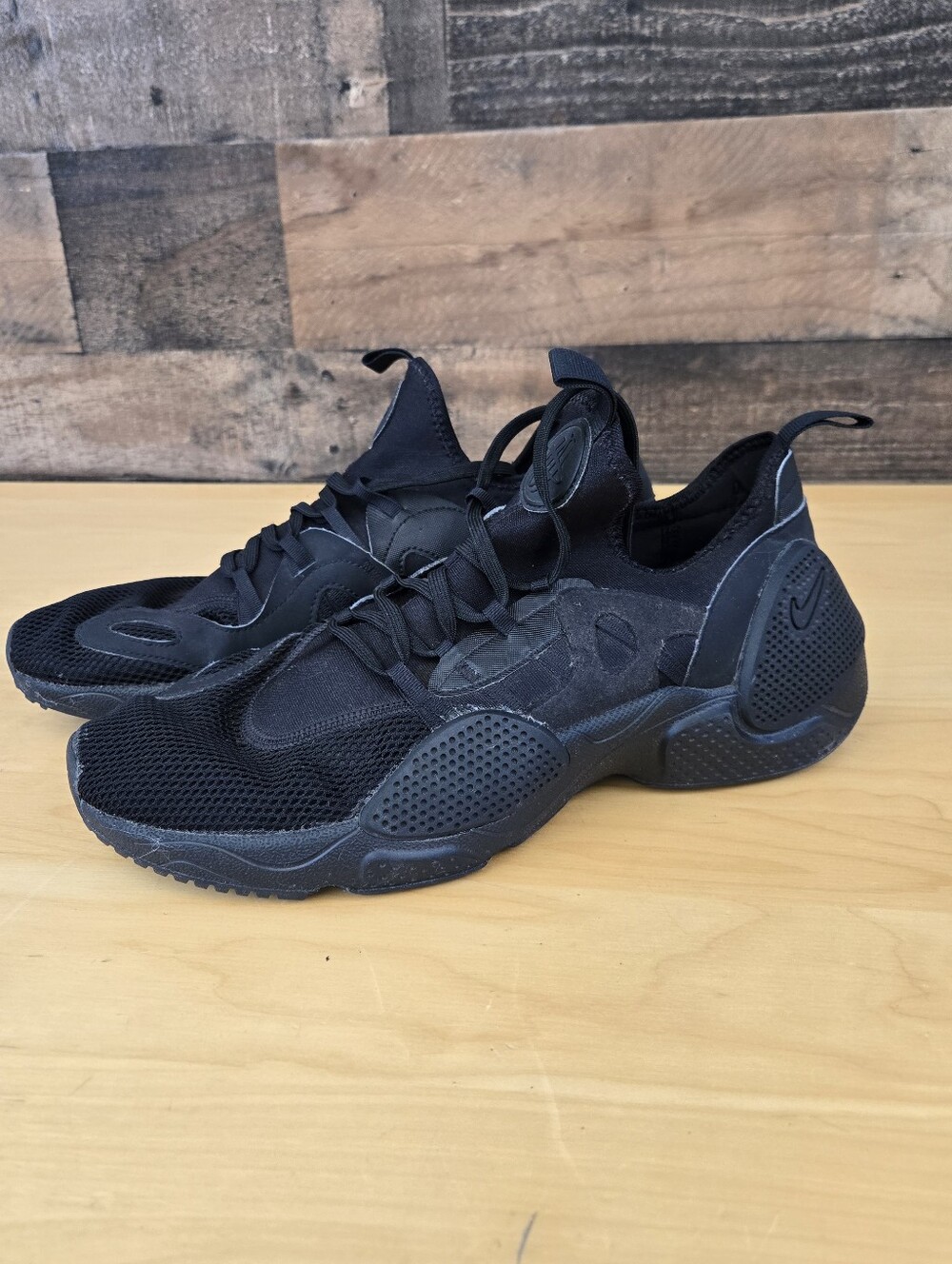 Nike Huarache E.D.G.E. TXT Triple Black Sneaker Shoes AO1697- 005 Men’s Size 11